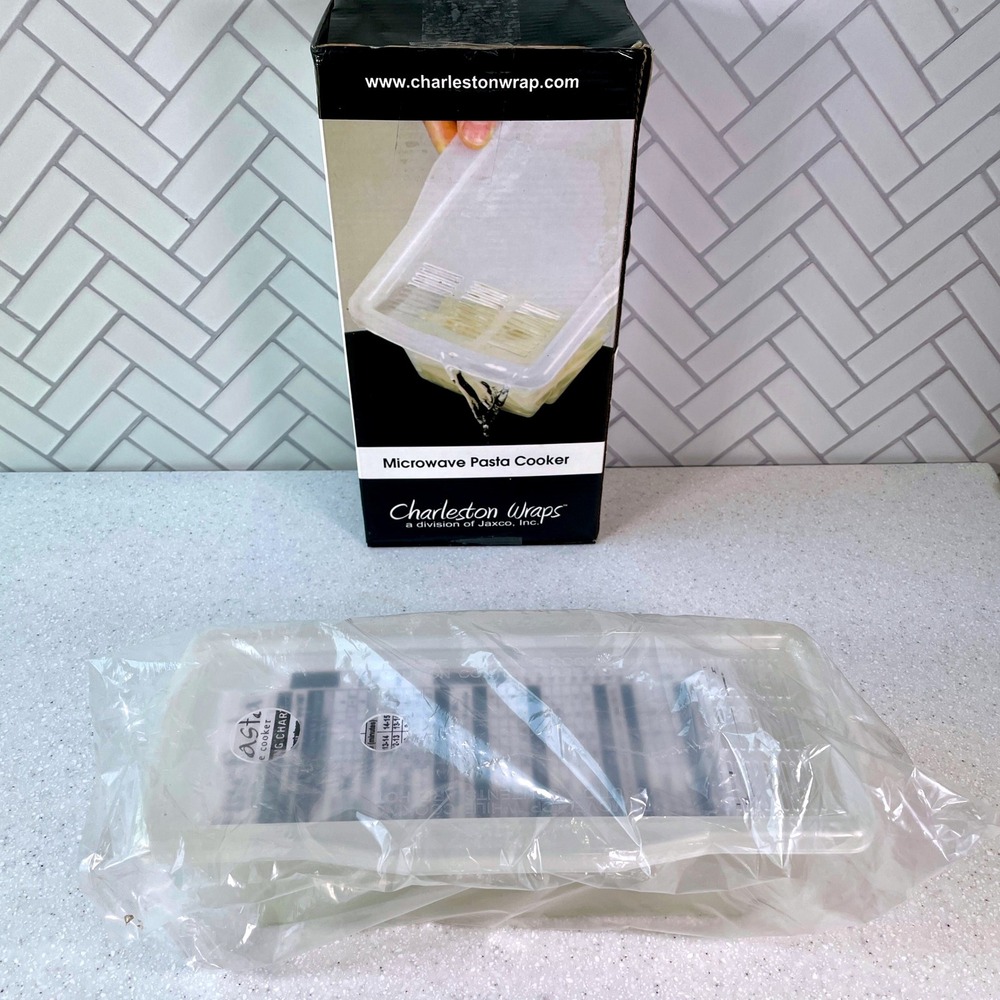 Charleston Wraps Fine Pasta Microwave Cooker with Strainer Lid and Cooking Chart